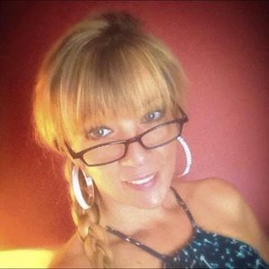 Meet your Posher, Renate